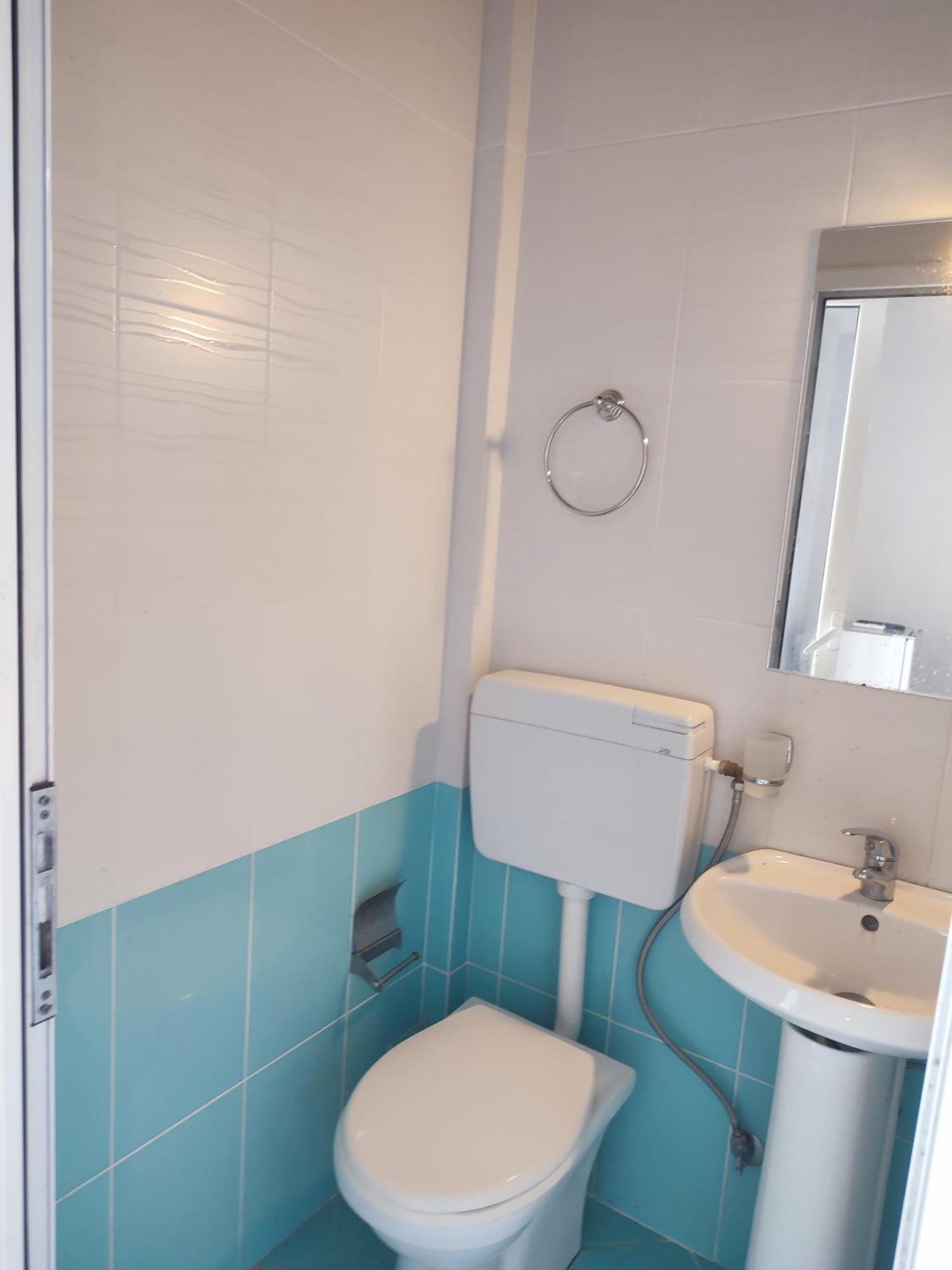 Petros Rooms Himare Rum bild