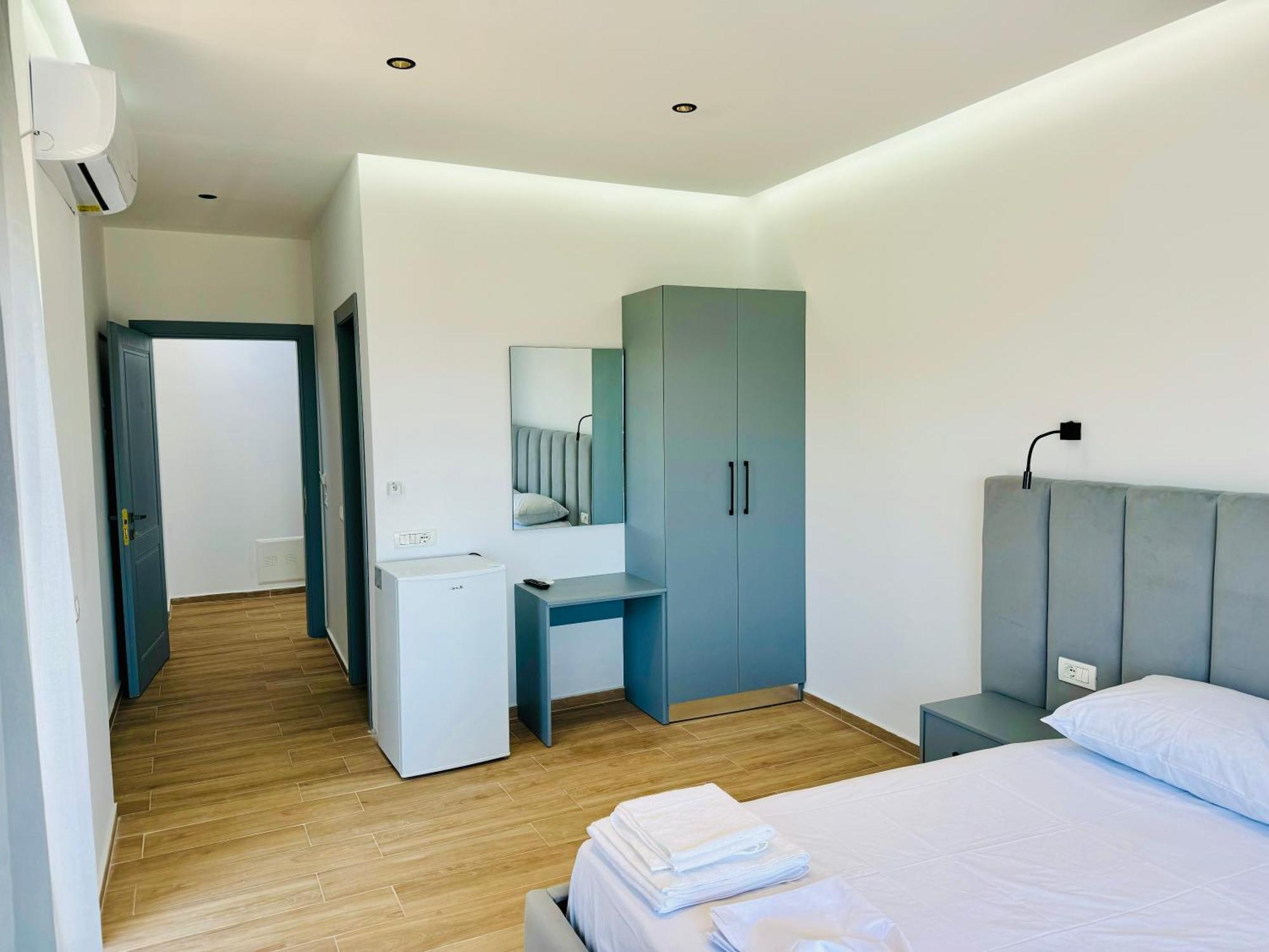 Petros Rooms Himare Exteriör bild