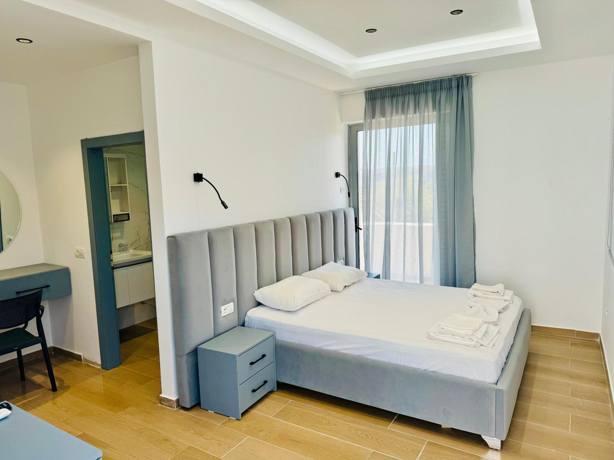 Petros Rooms Himare Exteriör bild